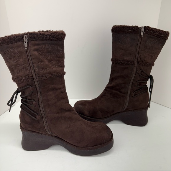 Vintage Y2K L.e.i. size 10 Women’s Brown Faux Suede Fur Trim Winter Wedge Boots - Picture 5 of 9